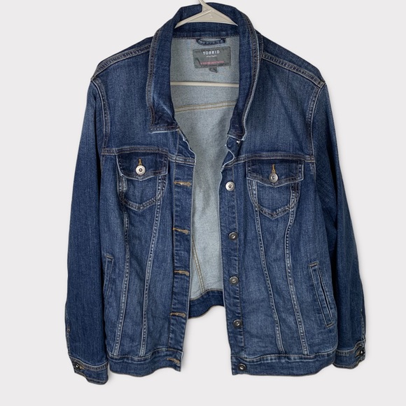Torrid Jackets & Blazers - Torrid Denim Jacket Size 3